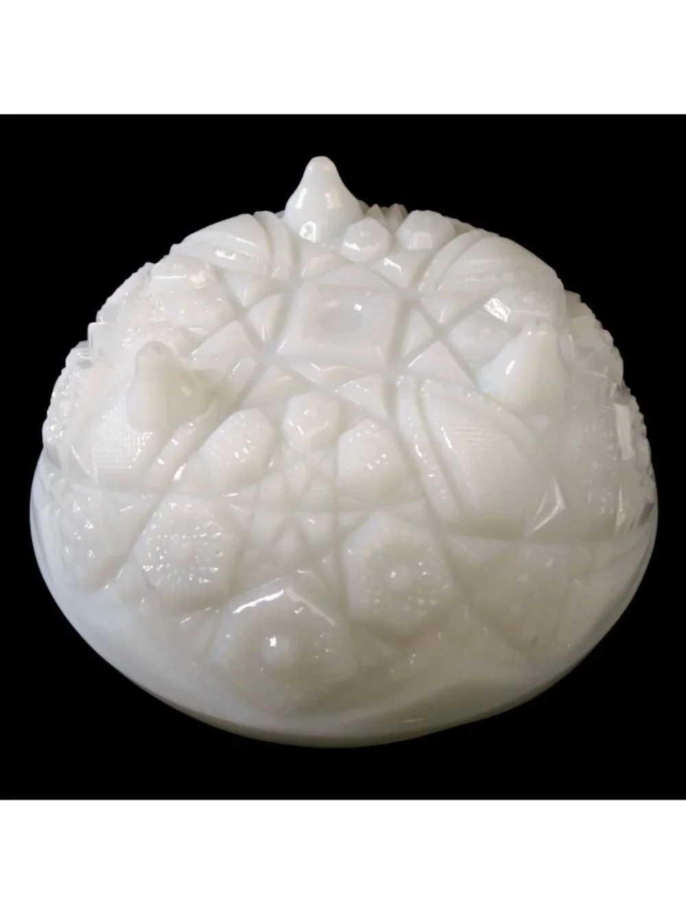McKee Toltec Milk Glass 7